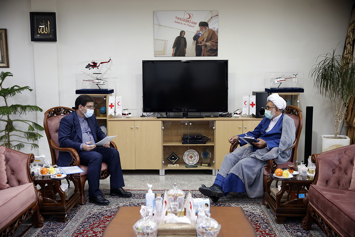 دیدار دکتر همتی با نمایندگان مجلس شورای اسلامی در ساختمان صلح